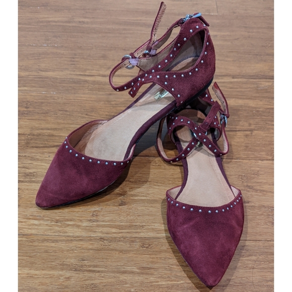 Halogen Burgundy Suede Silver Studded Pointed Toe Cross Strap D'orsay Flats - Picture 3 of 5